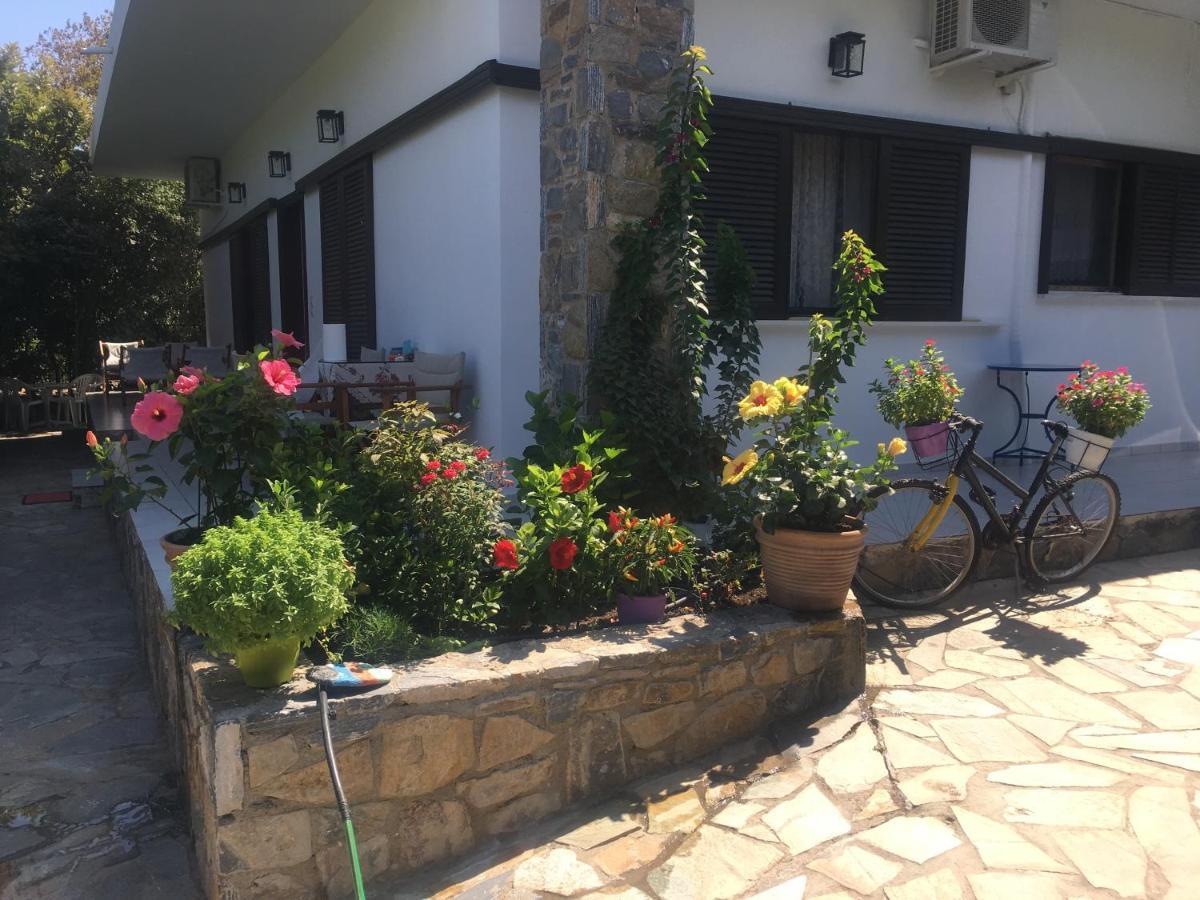 Eratous Seaside House Appartement Varnavas Buitenkant foto
